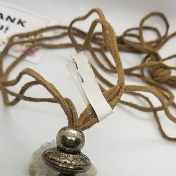 ‎Genie orb necklace - Picture 2 of 2